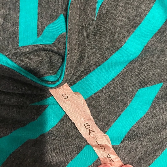 Bailey 44 cold shoulder knit tee - Picture 5 of 5